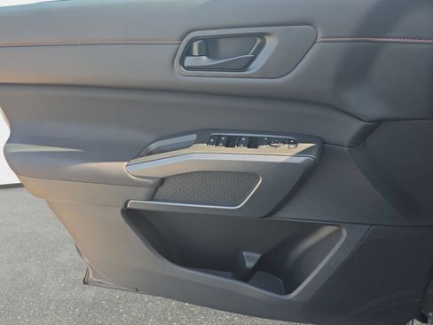 New 2026 Nissan Pathfinder Rock Creek AWD/4WD image 26