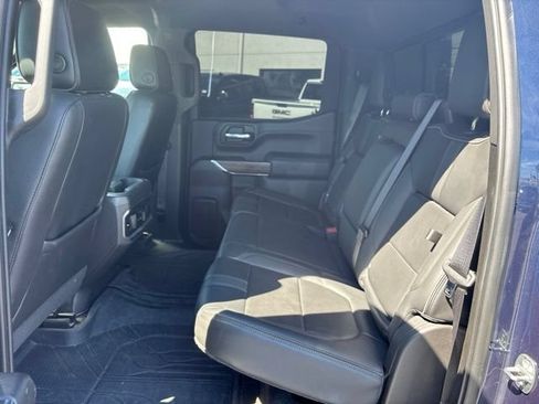 Used 2022 Chevrolet Silverado 1500 High Country w/ Safety Package II AWD/4WD image 8