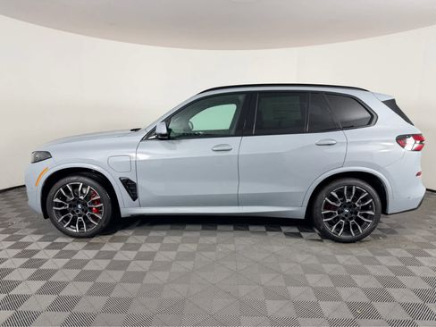 New 2026 BMW X5 xDrive50e w/ M Sport Package image 5