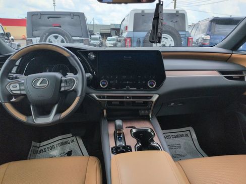 Used 2024 Lexus RX 350 Premium w/ Convenience Package AWD/4WD image 12