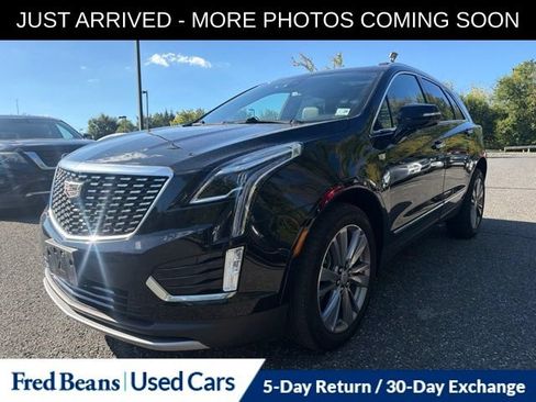 Used 2024 Cadillac XT5 Premium Luxury w/ LPO, Floor Liner Package AWD/4WD image 3