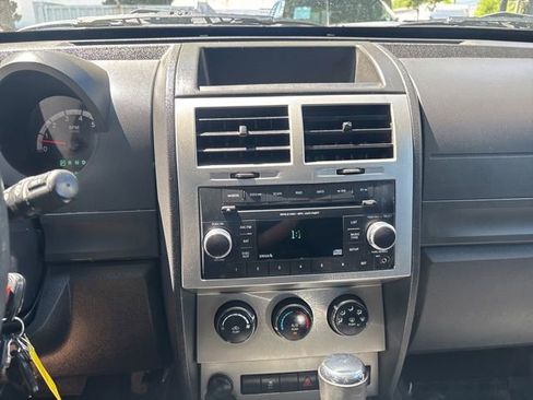 Used 2011 Dodge Nitro Heat w/ Popular Equipment Group AWD/4WD image 19