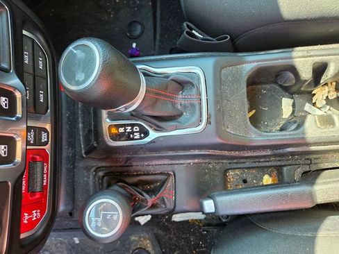 Used 2021 Jeep Wrangler Rubicon AWD/4WD image 9