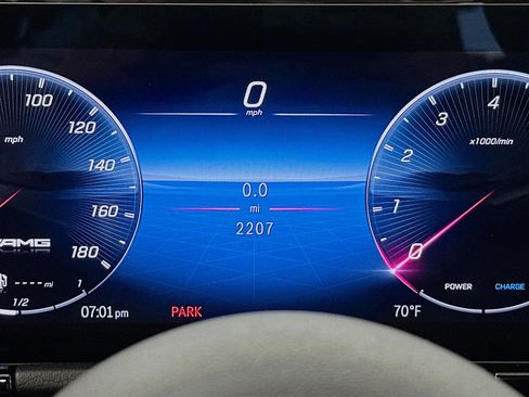 Used 2024 Mercedes-Benz GLA 35 AMG 4MATIC image 9