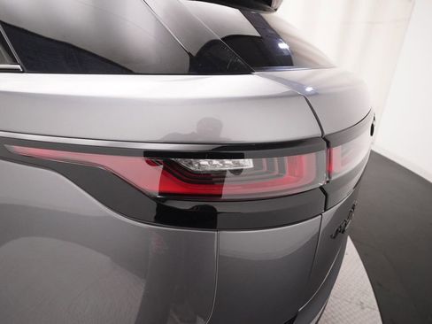 Used 2020 Land Rover Range Rover Velar R-Dynamic S image 12