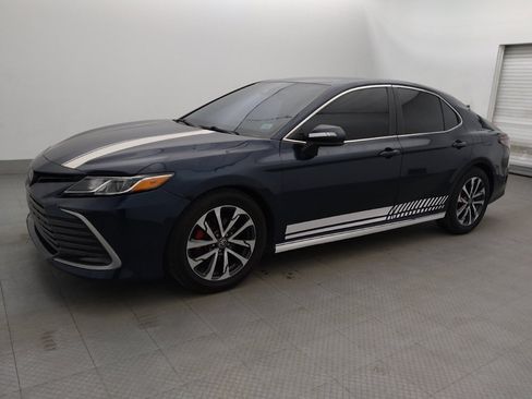 Used 2021 Toyota Camry LE FWD image 2