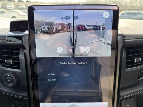 Used 2024 Ford F150 Lightning Platinum image 33