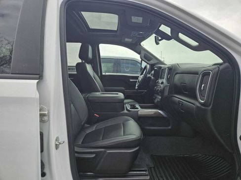 Used 2021 Chevrolet Silverado 1500 RST w/ True North Edition Plus AWD/4WD image 8