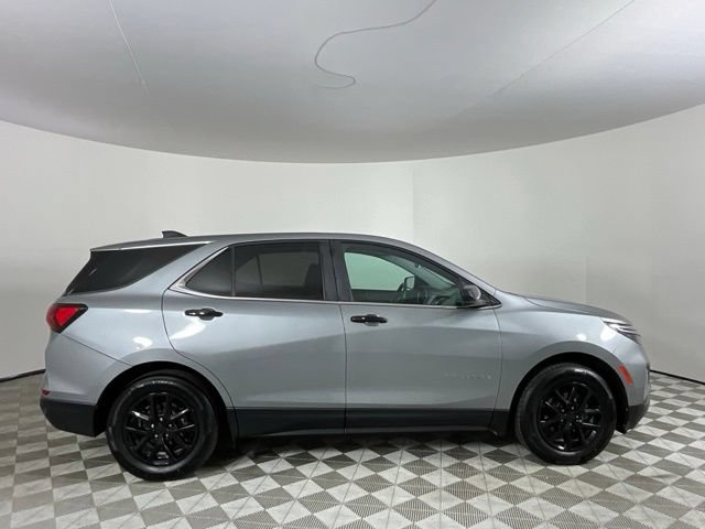 Used 2023 Chevrolet Equinox LT FWD image 4