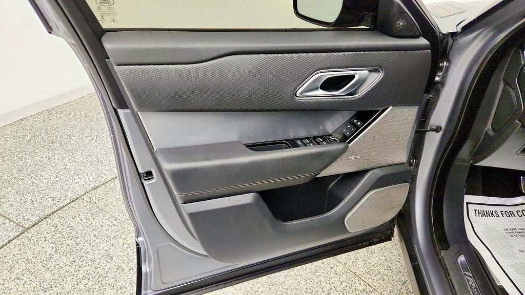 Used 2021 Land Rover Range Rover Velar R-Dynamic S AWD/4WD image 11