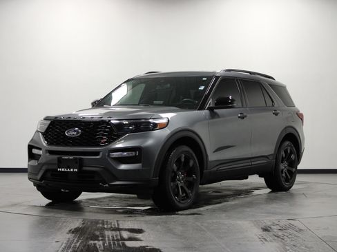 Used 2023 Ford Explorer ST w/ Equipment Group 401A image 8