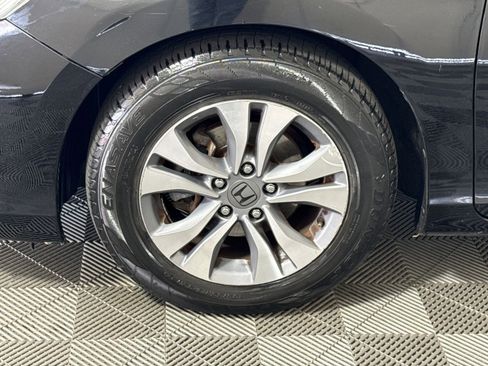 Used 2015 Honda Accord LX image 12