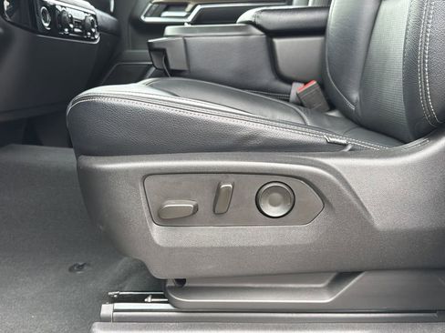Used 2022 Chevrolet Silverado 1500 RST AWD/4WD image 21