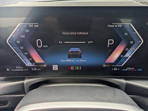 Used 2025 BMW 330i Sedan image 11