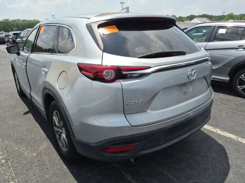 Used 2018 MAZDA CX-9 Touring FWD image 2