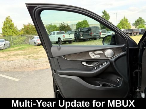 Used 2020 Mercedes-Benz GLC 300 4MATIC w/ Driver Assistance Package image 15