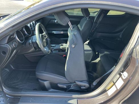 Used 2022 Ford Mustang Coupe image 21