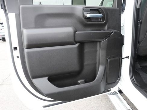 Used 2023 Chevrolet Silverado 2500 LT image 11