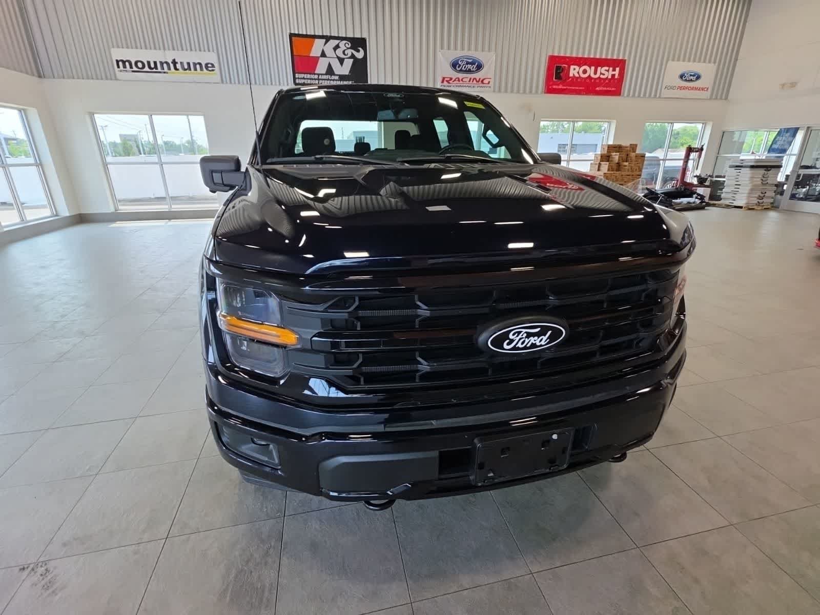 Used 2024 Ford F150 XLT w/ XLT Black Appearance Package AWD/4WD image 4