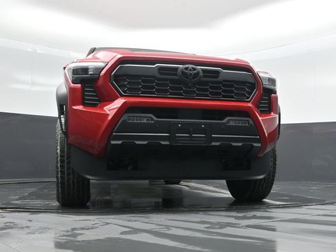 New 2026 Toyota Tacoma TRD Off-Road w/ TRD Off Road Premium Package AWD/4WD image 32