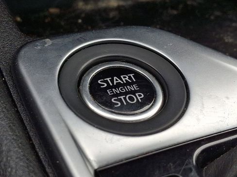 Used 2023 Nissan Sentra SV image 18