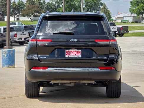 Certified 2023 Jeep Grand Cherokee Limited w/ Trailer Tow Prep Group (B) AWD/4WD image 7