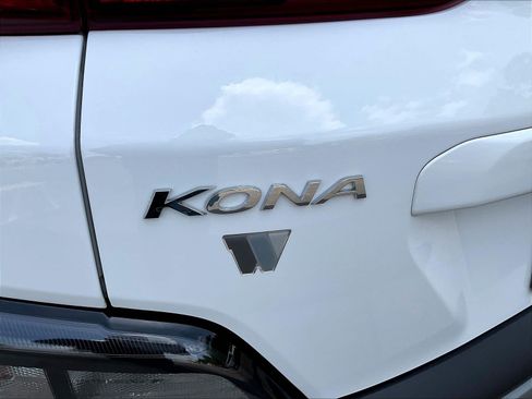 Used 2023 Hyundai Kona SEL w/ Cargo Package AWD/4WD image 23