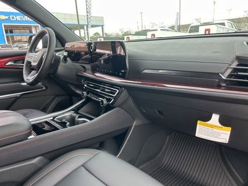 New 2026 Chevrolet Traverse Z71 w/ Driver Confidence Package AWD/4WD image 35