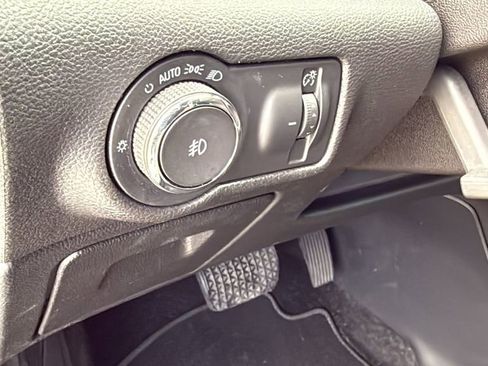 Used 2016 Buick Cascada image 36