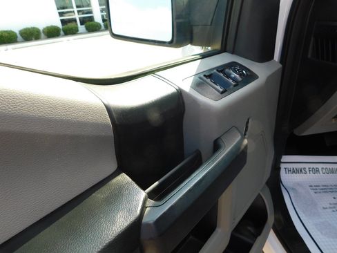 Used 2017 Ford F150 XL w/ XL Power Equipment Group AWD/4WD image 17