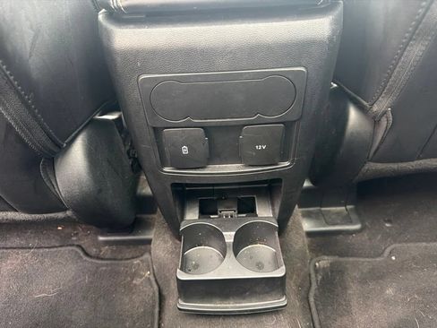 Used 2023 Ford Explorer XLT w/ Equipment Group 202A AWD/4WD image 36