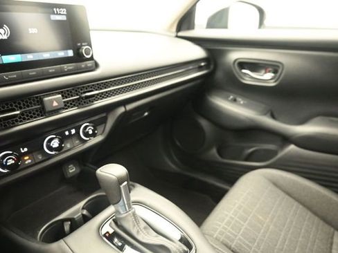 Used 2025 Honda HR-V LX image 29