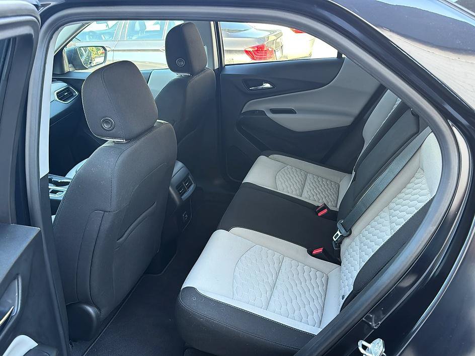 Used 2020 Chevrolet Equinox LS w/ LS Convenience Package FWD image 19