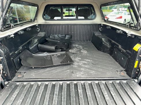 Used 2014 Toyota Tacoma 4x4 Double Cab w/ SR5 Package image 23