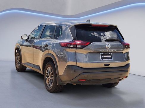 Used 2021 Nissan Rogue S FWD image 7