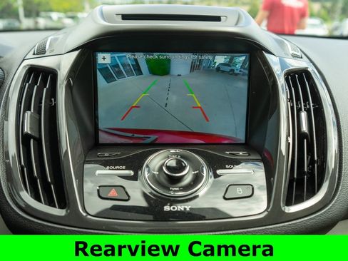 Used 2016 Ford C-MAX Energi SEL w/ Equipment Group 302A FWD image 22