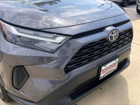 Used 2024 Toyota RAV4 XLE FWD image 34