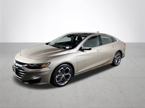 Used 2023 Chevrolet Malibu LT FWD image 2