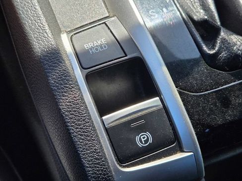 Used 2020 Honda Civic Sport image 22