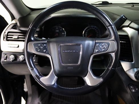 Used 2019 GMC Yukon Denali image 42