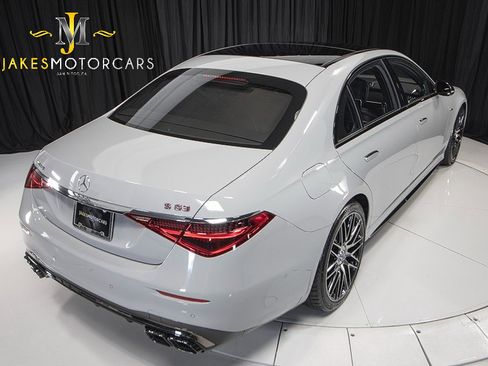 Used 2024 Mercedes-Benz S 63 AMG S image 12