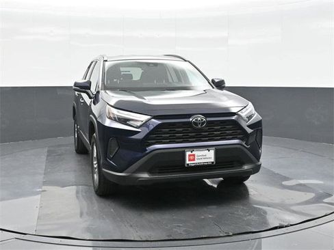 Certified 2025 Toyota RAV4 XLE image 30