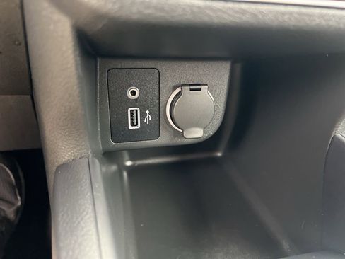 Used 2025 Nissan Kicks Play S image 54