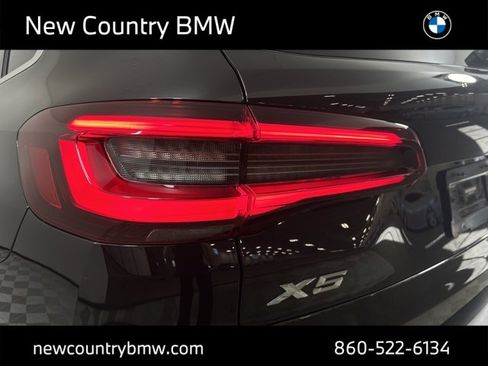 Used 2021 BMW X5 xDrive40i w/ Premium Package image 33