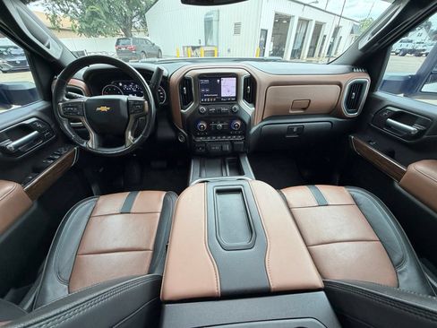 Used 2022 Chevrolet Silverado 2500 High Country AWD/4WD image 20