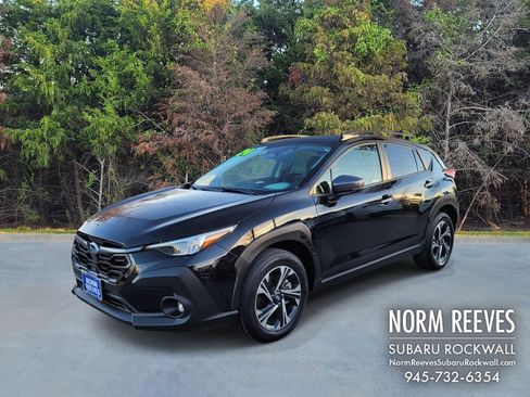 Used 2024 Subaru Crosstrek 2.0i Premium image 1