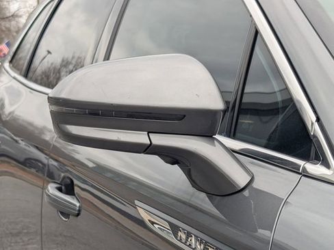 Certified 2022 Lincoln Nautilus Reserve w/ Equipment Group 201A image 12