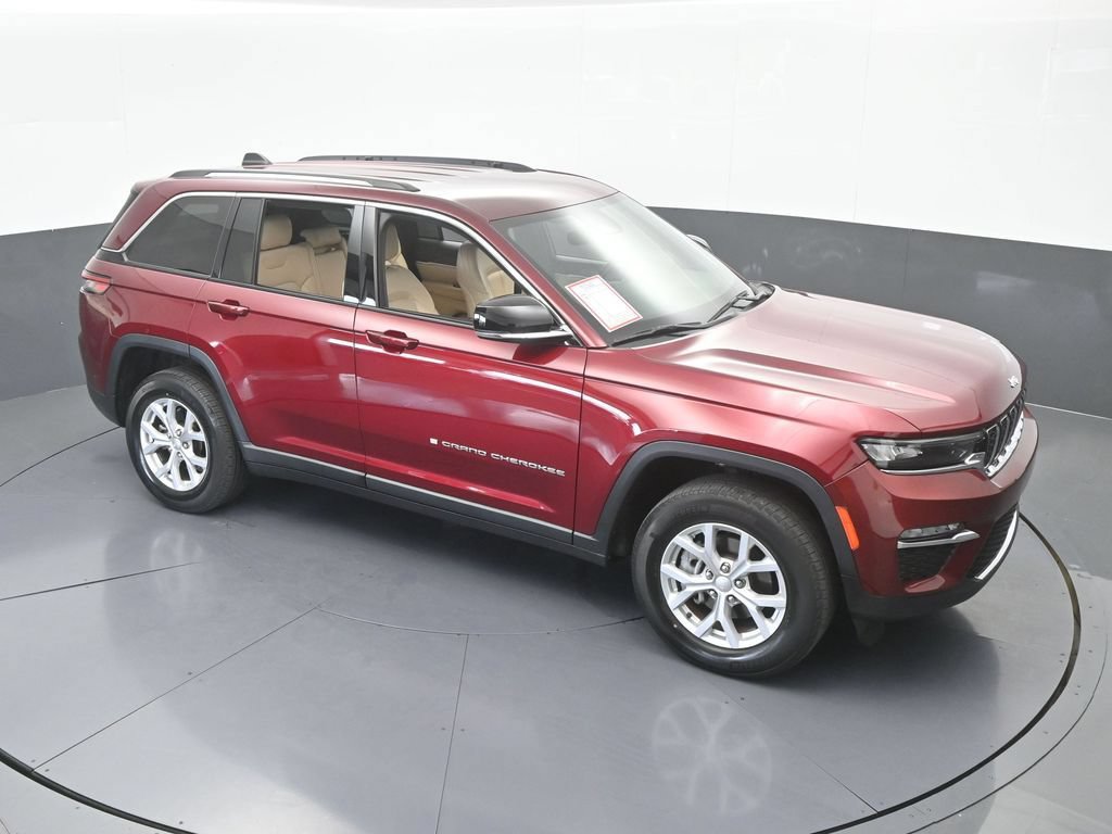 Used 2023 Jeep Grand Cherokee Limited w/ Trailer Tow Prep Group (B) RWD image 54