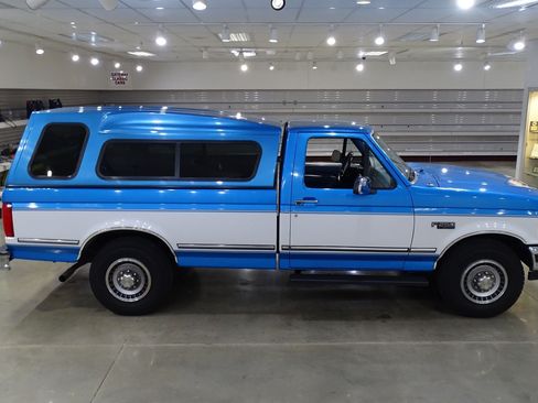 Used 1994 Ford F250 2WD Regular Cab image 17