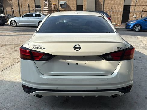 Used 2019 Nissan Altima 2.5 SV FWD image 6
